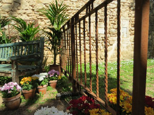 Temps de Flors 2022. Sant Pere de Galligants. Absis, tram 2