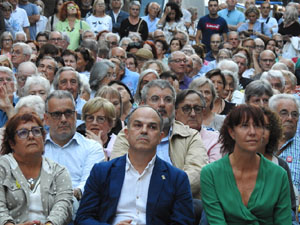 &Uacute;ltima concentraci&oacute; dels dilluns a la pla&ccedil;a del Vi