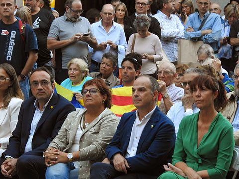 La pla&ccedil;a del Vi durant l'acte