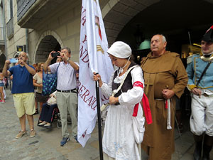 XIV Festa Reviu els Setges Napole&ograve;nics de Girona. Homenatge a la bandera de la Croada Gironina