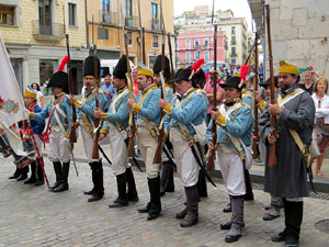 XIV Festa Reviu els Setges Napole&ograve;nics de Girona. Homenatge a la bandera de la Croada Gironina