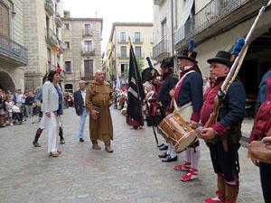 XIV Festa Reviu els Setges Napole&ograve;nics de Girona. Homenatge a la bandera de la Croada Gironina