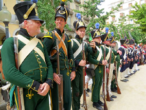XIV Festa Reviu els Setges Napole&ograve;nics de Girona. Actes a la pla&ccedil;a de la Independ&egrave;ncia