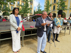 XIV Festa Reviu els Setges Napole&ograve;nics de Girona. Actes a la pla&ccedil;a de la Independ&egrave;ncia