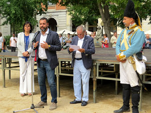 XIV Festa Reviu els Setges Napole&ograve;nics de Girona. Actes a la pla&ccedil;a de la Independ&egrave;ncia