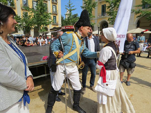 XIV Festa Reviu els Setges Napole&ograve;nics de Girona. Actes a la pla&ccedil;a de la Independ&egrave;ncia