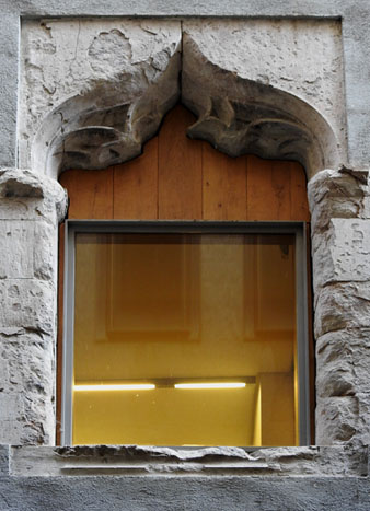 Finestral g&ograve;tic de la travessia de l'Auriga