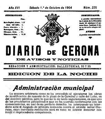 Not&iacute;cia publicada al 'Diario de Gerona de avisos y not&iacute;cias' de 1/10/1904 sobre el rebaix del rasant de la pla&ccedil;a de la Catedral