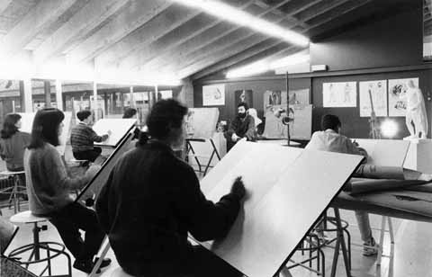Classe de dibuix amb Vicen&ccedil; Huedo al Centre Cultural la Merc&egrave;. 1990