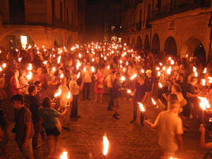 Diada Nacional 2023. XVI Marxa de Torxes de Girona pels carrers del Barri Vell de Girona