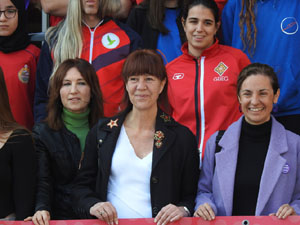 X Jornada de l'Esport Femen&iacute; 2023 a la pla&ccedil;a Salvador Espriu i la de Francesc Calvet i Rubalcaba
