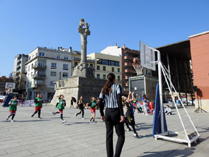 X Jornada de l'Esport Femen&iacute; 2023 a la pla&ccedil;a Salvador Espriu i la de Francesc Calvet i Rubalcaba