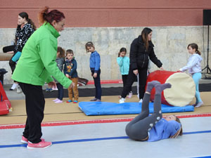X Jornada de l'Esport Femen&iacute; 2023 a la pla&ccedil;a Salvador Espriu i la de Francesc Calvet i Rubalcaba