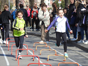 X Jornada de l'Esport Femen&iacute; 2023 a la pla&ccedil;a Salvador Espriu i la de Francesc Calvet i Rubalcaba