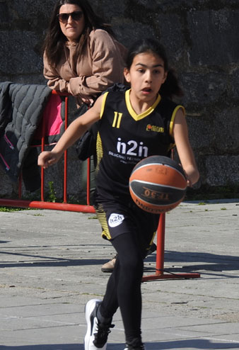 B&agrave;squet a la pla&ccedil;a Calvet i Rubalcaba