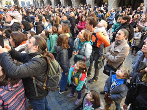 Reis 2023. Precavalcada. Els patges pels carrers de la ciutat