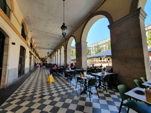 La pla&ccedil;a de la Independ&egrave;ncia o de Sant Agust&iacute;