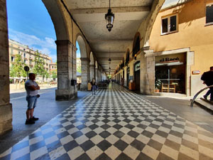 La pla&ccedil;a de la Independ&egrave;ncia o de Sant Agust&iacute;
