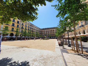 La pla&ccedil;a de la Independ&egrave;ncia o de Sant Agust&iacute;