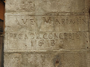 La pla&ccedil;a de les Castanyes