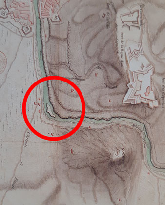 Mapa de 1696. Encerclat, l�empla&ccedil;ament tradicional del pont