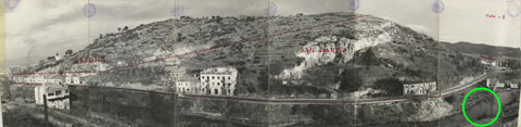 L&iacute;mits entre Girona i Sant Daniel, vistos des del puig de Montilivi, el 1961. Encerclada, la ubicaci&oacute; del pont que es proposa
