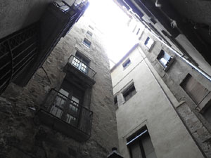 La pla&ccedil;a dels Ra&iuml;ms