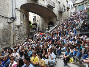 Festival Strenes 2023. Concert de Socunbohemio a la pujada de Sant Dom&egrave;nec