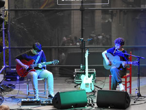 Festival Strenes 2023. Concert de Socunbohemio a la pujada de Sant Dom&egrave;nec
