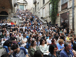 Festival Strenes 2023. Concert de Socunbohemio a la pujada de Sant Dom&egrave;nec