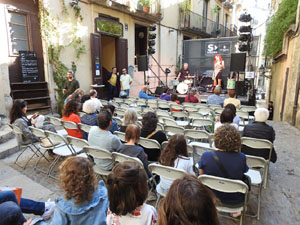 Festival Strenes 2023. Concert de Le Nais a la pujada de Sant Dom&egrave;nec