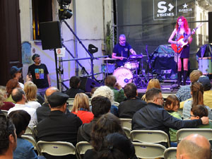 Festival Strenes 2023. Concert de Le Nais a la pujada de Sant Dom&egrave;nec