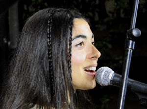 Festival Strenes 2023. Concert de Sara Terraza a la pujada de Sant Dom&egrave;nec