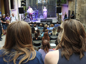 Festival Strenes 2023. Concert de Ven'nus a la pujada de Sant Dom&egrave;nec