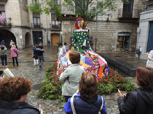 Temps de Flors 2023. Pujada del pont de Pedral'esdeveniment