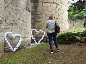 Temps de Flors 2023. Sant Pere de Galligants - exterior absis