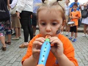Cercavila d'inauguraci&oacute; del Festival Undarius