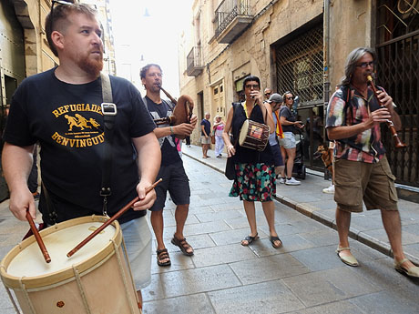 Diada Nacional 2024. Concentraci&oacute; a la pla&ccedil;a del Vi, lectura del manifest i cant de Els Segadors