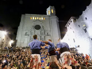 Fires de Sant Narc&iacute;s 2023. Pilar a les escales de la Catedral