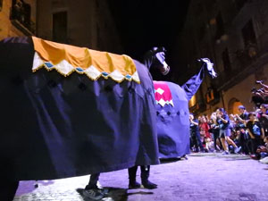 Ballades a la pla&ccedil;a del Vi