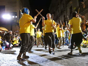 Ballades a la pla&ccedil;a del Vi