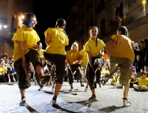 Ballades a la pla&ccedil;a del Vi