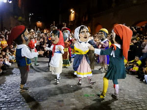 Ball de l'&agrave;liga, capgrossos i gegants