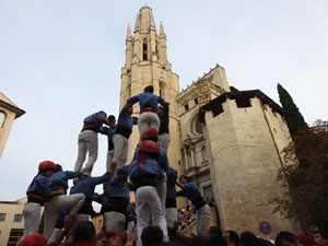 Fires de Sant Narc&iacute;s 2024. Els Castells de Vig&iacute;lia amb els Marrecs de Salt, Colla Castellera Guillats de la Selva  i la Colla Castellera Esperxats de l'Estany