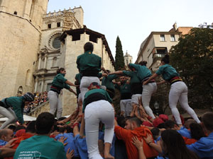 Fires de Sant Narc&iacute;s 2024. Els Castells de Vig&iacute;lia amb els Marrecs de Salt, Colla Castellera Guillats de la Selva  i la Colla Castellera Esperxats de l'Estany
