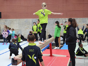 XII Jornada de l'Esport Femen&iacute; 2024 a la pla&ccedil;a Salvador Espriu i la de Francesc Calvet i Rubalcaba