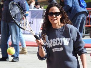 XII Jornada de l'Esport Femen&iacute; 2024 a la pla&ccedil;a Salvador Espriu i la de Francesc Calvet i Rubalcaba