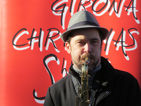 Nadal 2023 a Girona. Girona Christmas Swing. Actuaci&oacute; de Aya & The Jumpin' Cats