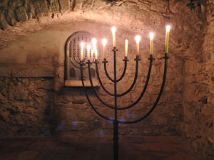 Nadal 2023. Commemoraci&oacute; de la Hanukk&agrave; al Centre Bonastruc &ccedil;a Porta