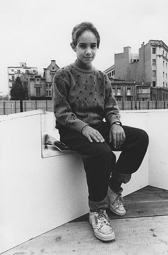 Sessi&oacute; de fotografies a Maria del Mar Cabeza per al modelat de l'escultura. 1990